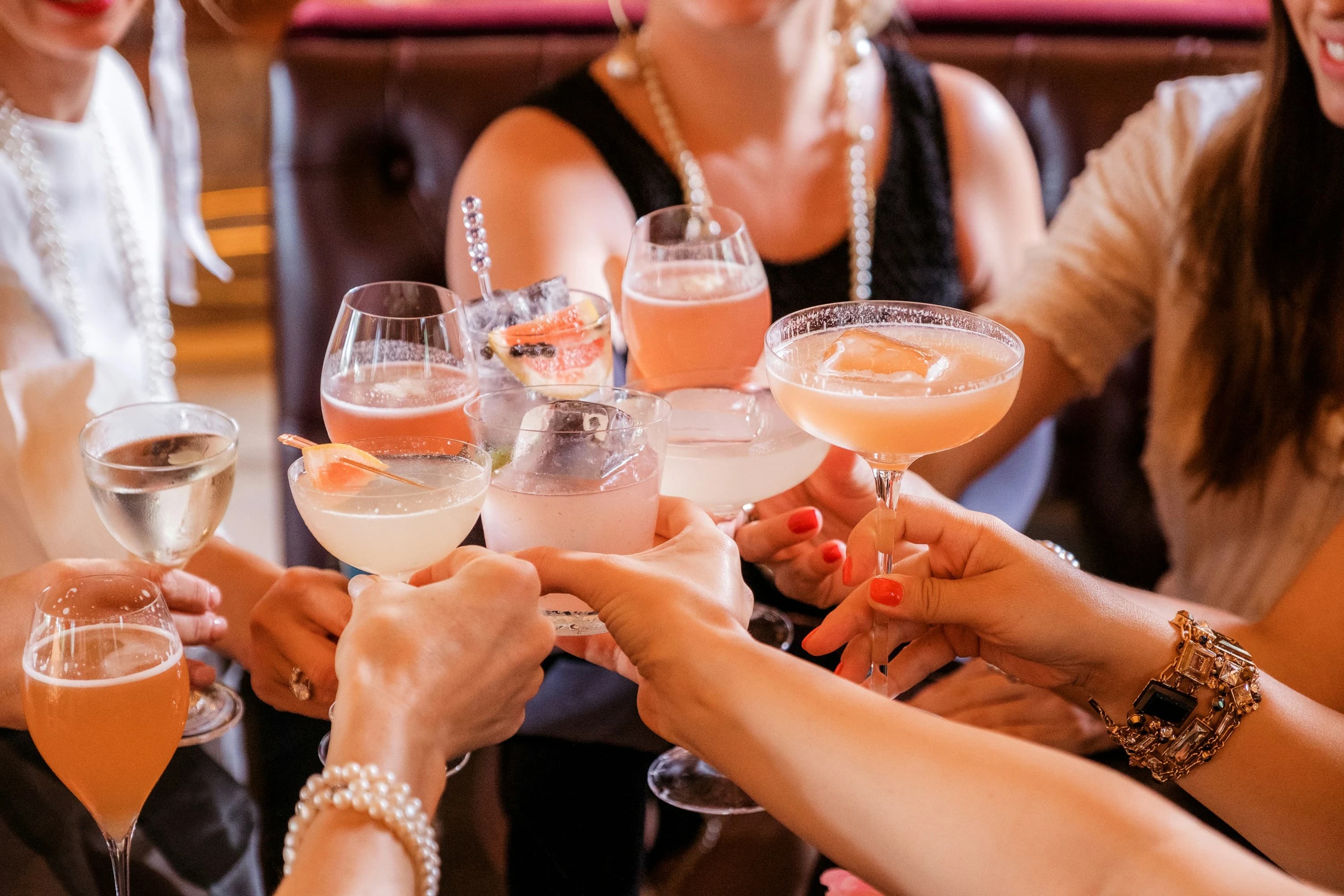 Cocktail maison préparé avec des ingrédients du frigo